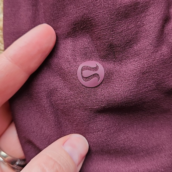 💫Lululemon Reveal Crop (Stripes 17")Dark Adobe - Picture 8 of 11